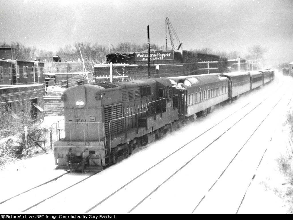 LIRR H16-44 #1504 - Long Island RR